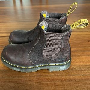 Dr Martens yellow stitch Chelsea boots Sz 39